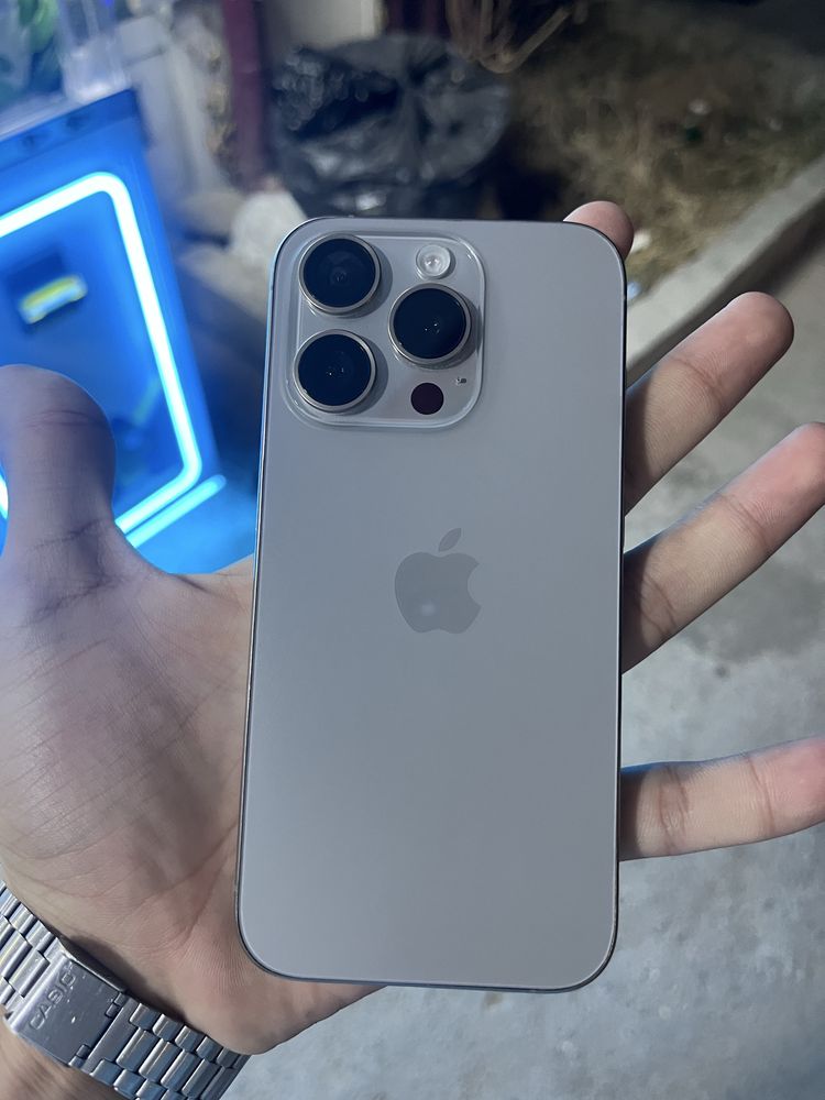 Iphone 15 pro 128GB