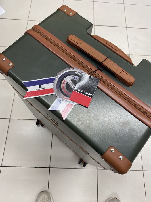 Куфар Pierre Cardin