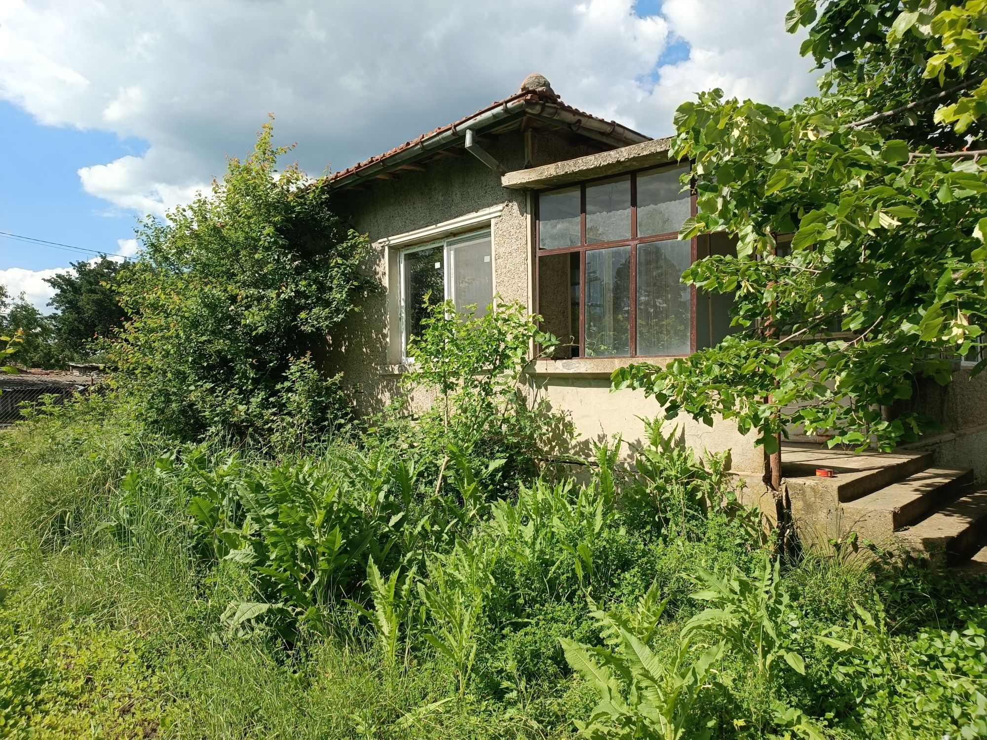 Продавам Къща с.Рудник обл.Варна