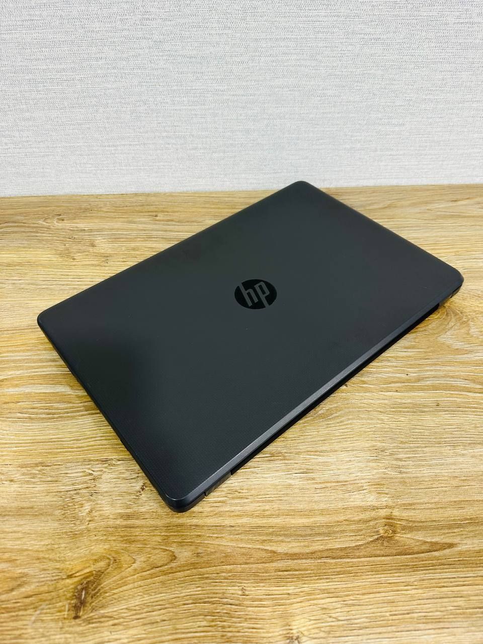 Noutbuk  core i3