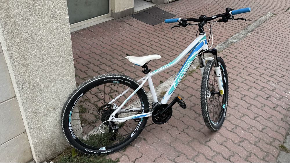 Здравейте,продавам дамски велосипед.Cross Fusion Lady-27.5.