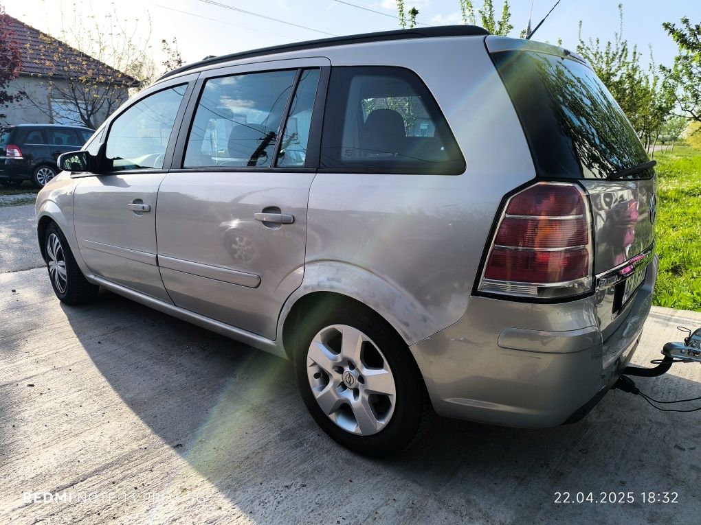 Opel Zafira 1.9 101 CP