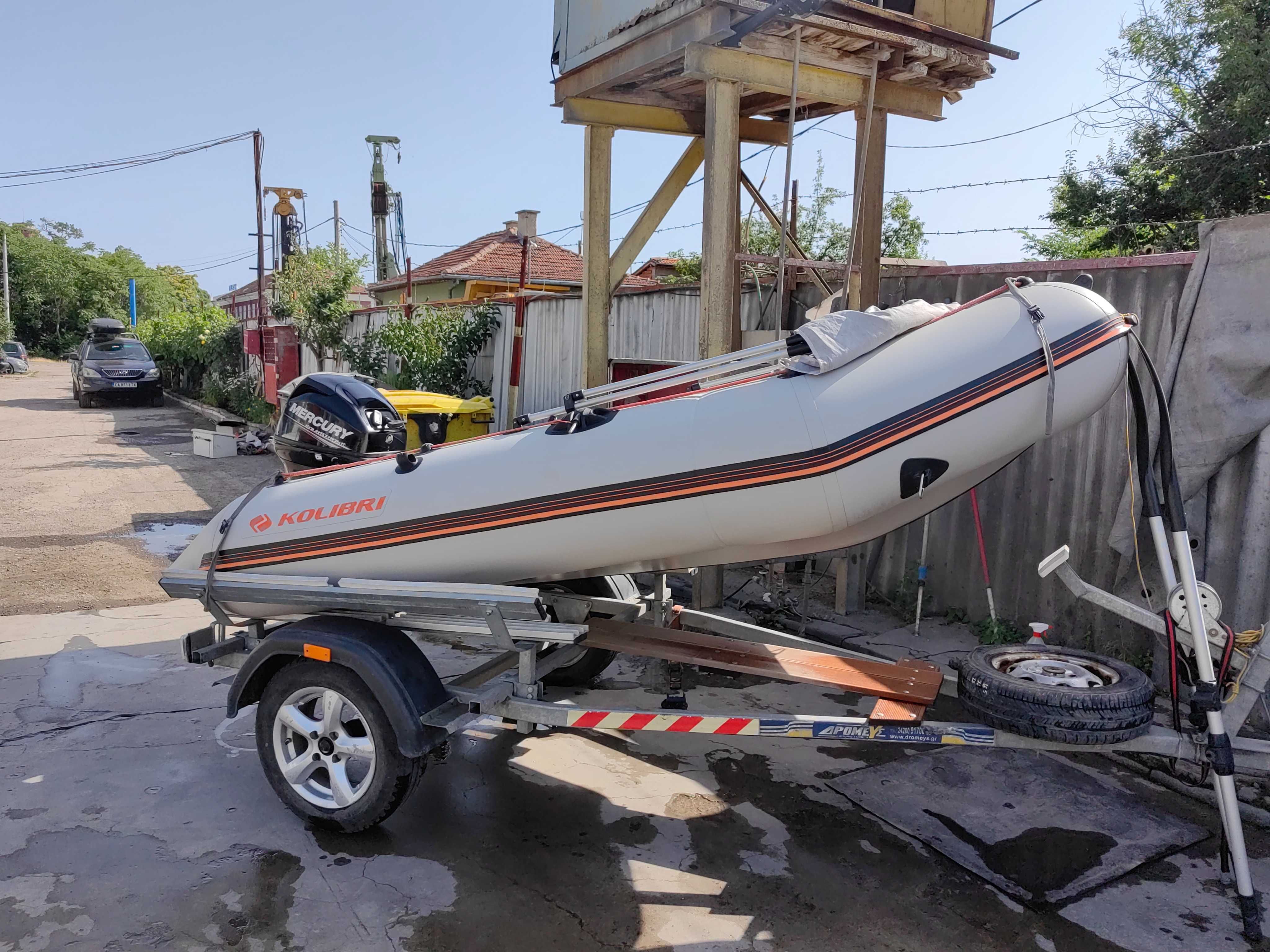 Надуваема лодка KOLIBRI KM330D + 15HP MERKYRI + колесар  5500 лв.