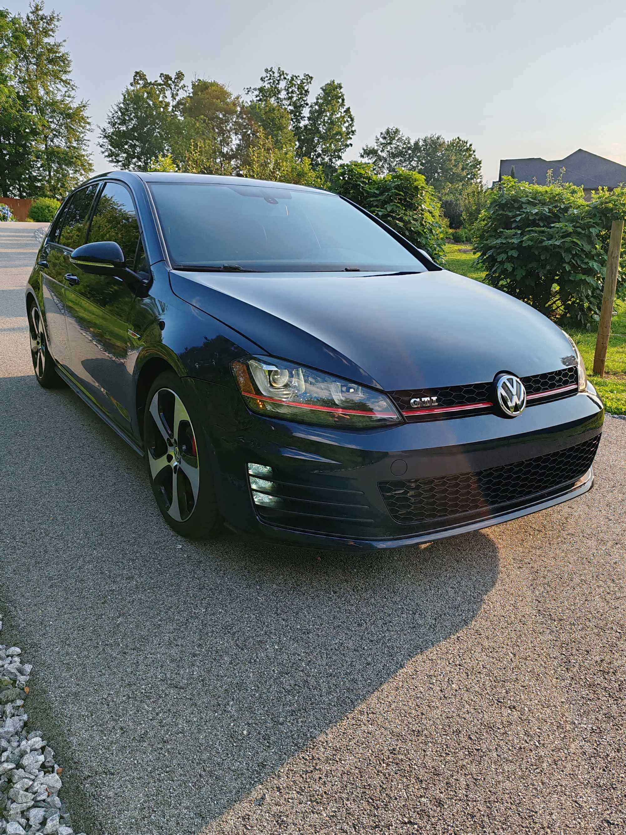 Golf 7 Gti 2016 .