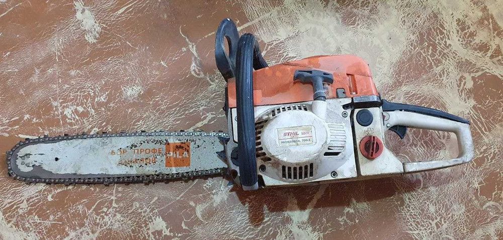 Продается бензопила