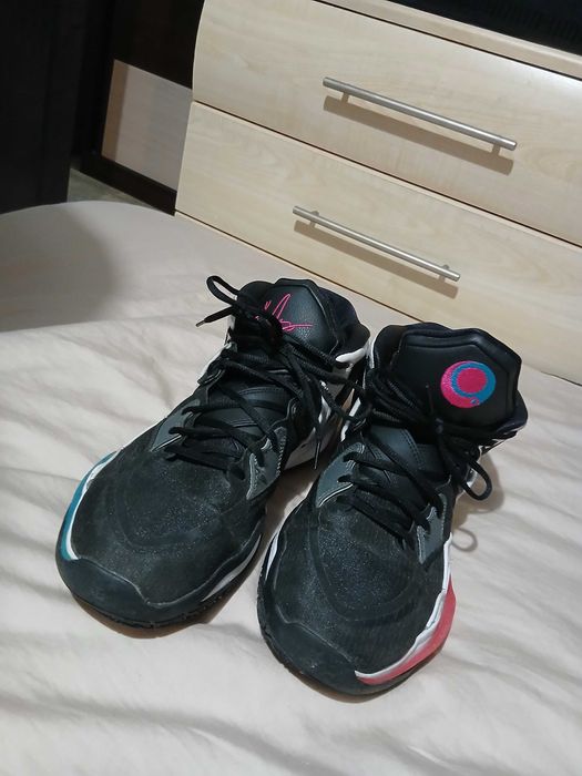 Niko basketboll shoes