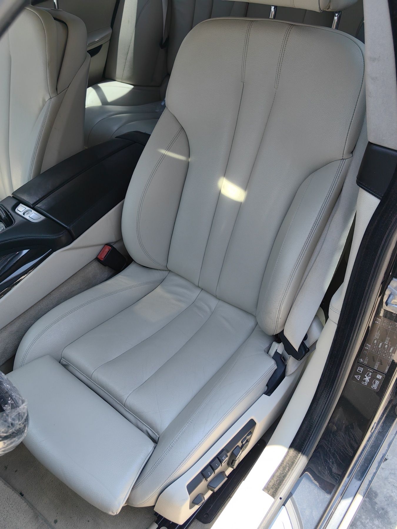 Салон / Седалки BMW 6 F13 2015г / БМВ 6 Ф13 серия