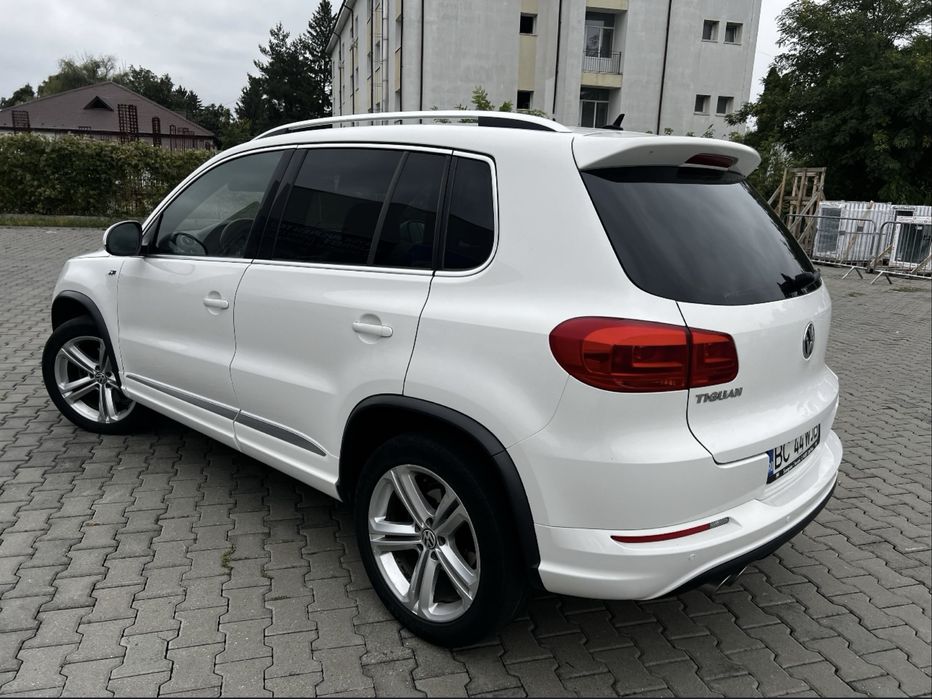 Volkswagen Tiguan // 4x4 R-line // 2014 2.0D // Proprietar