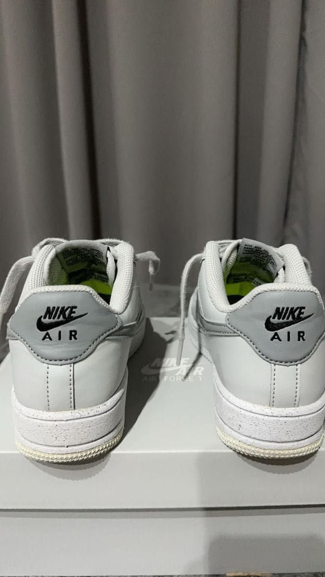Nike Air Force обувки