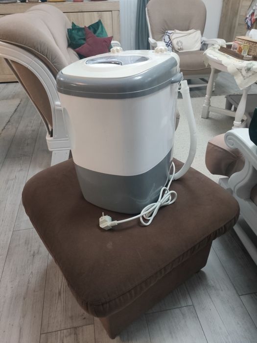 Mașină de spălat fara centrifuga că noua pentru călători Clatronic