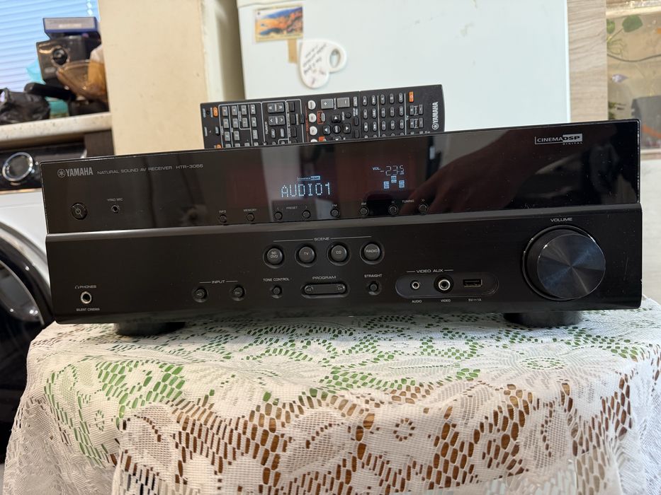 Yamaha HTR-3066 resiver