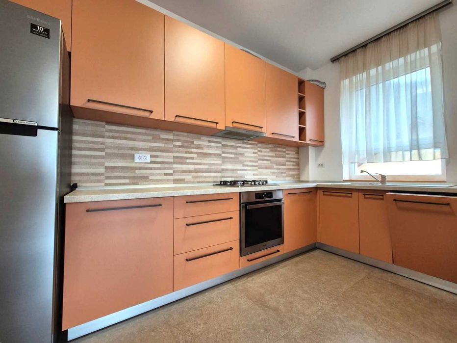 Apartament cu 3 camere inconjurat de padure, zona AFI Mall