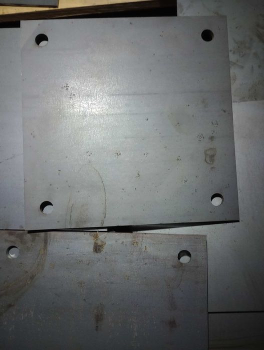 Метални планки с отвори