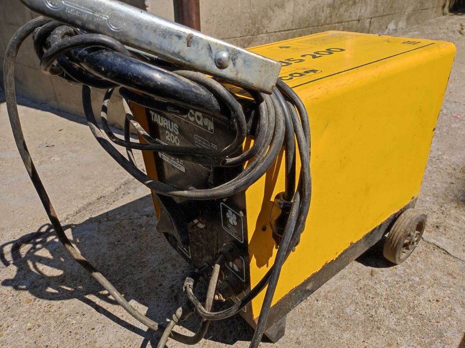 голямо заваръчно устройство