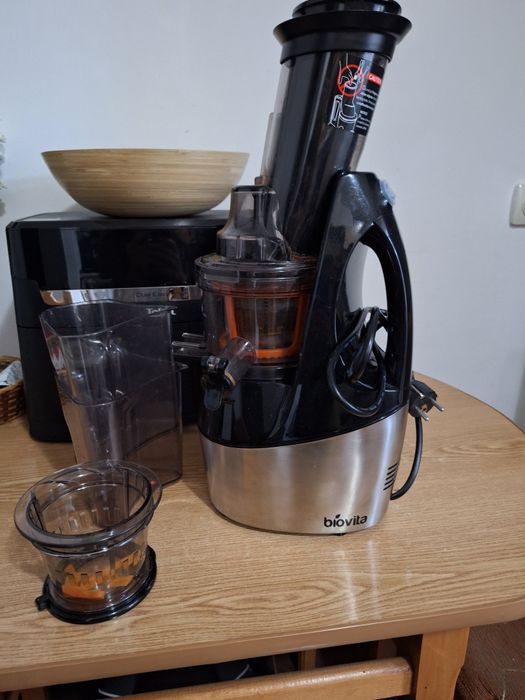 Storcător de fructe Biovita
