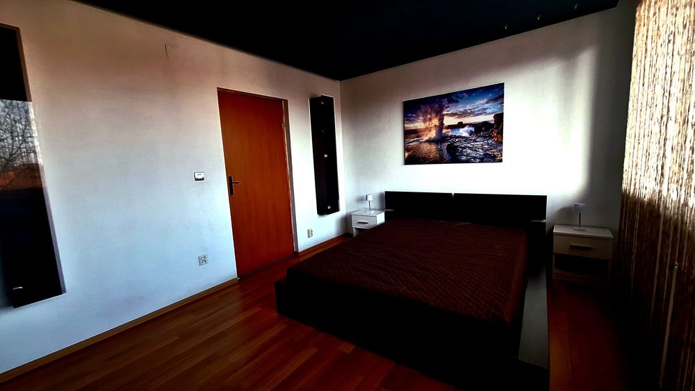 Apartament de închiriat