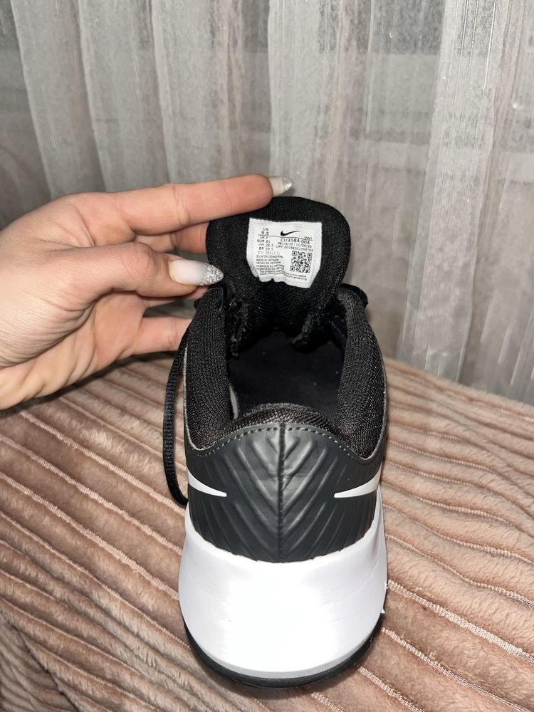 Оригинални маратонки на Nike
