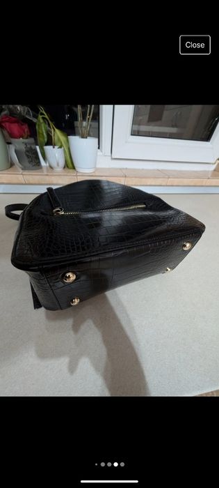 Vând rucsac Meli Melo negru, imitaite piele lăcuită