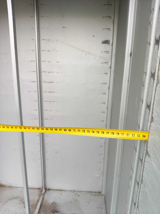 Se vinde dulap aluminiu