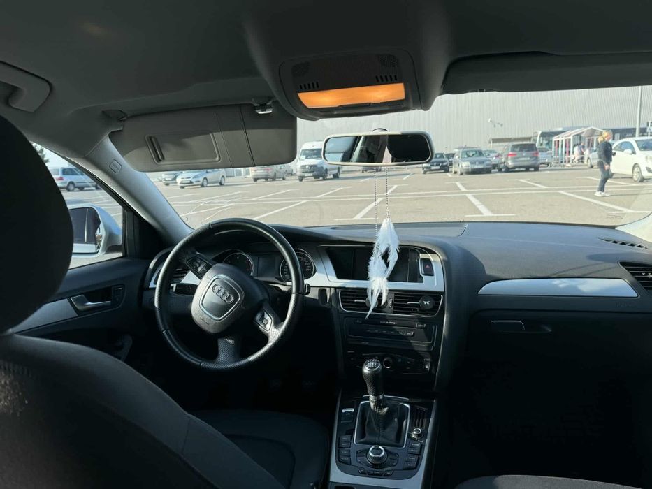 Vând audi A4 b8  fiscal pe loc