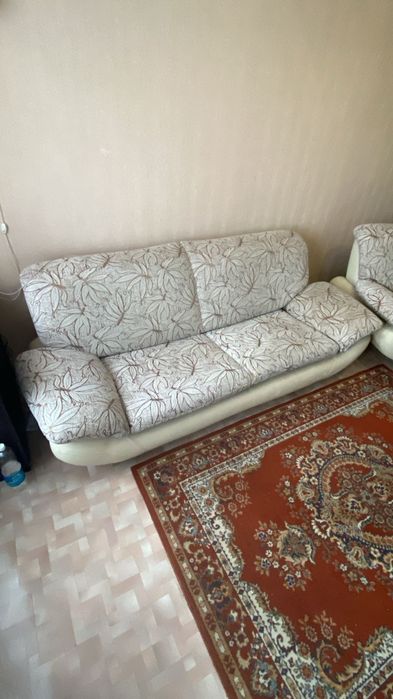 Продается диван и кресло