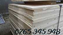 Blat masa din lemn stratificat de pin - perfect finisat