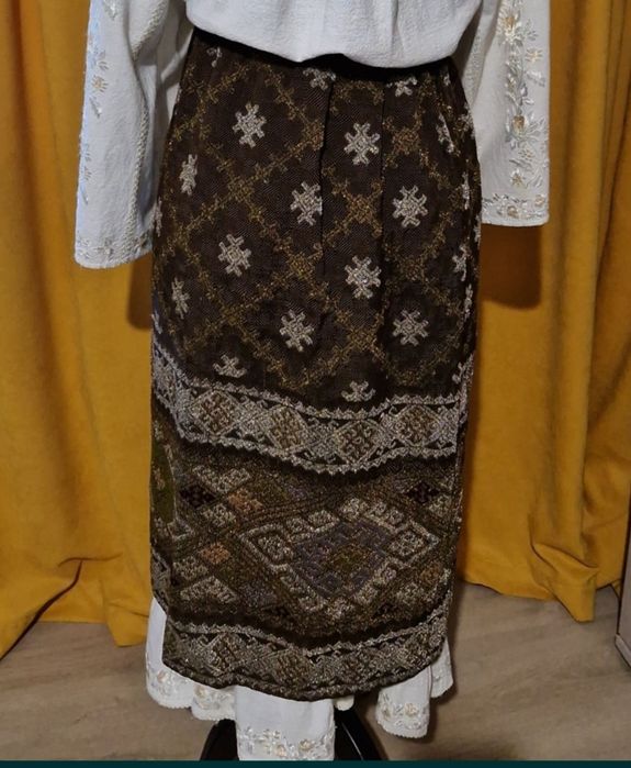 Fotă/catrinta/costum popular