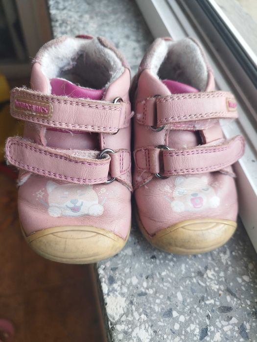 Детски обувки биомеханикс