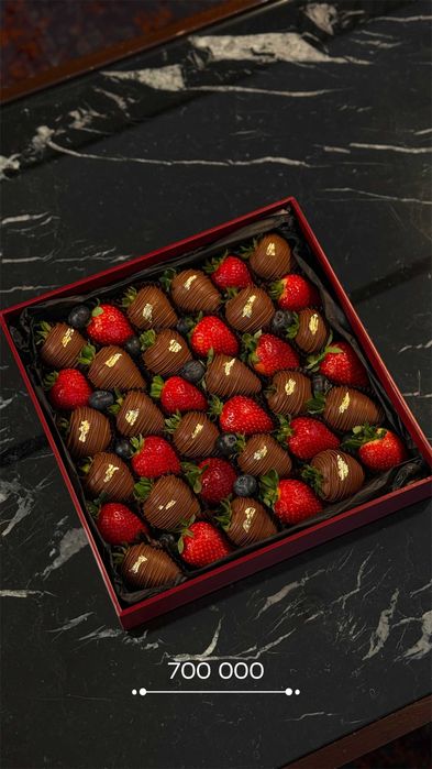 клубника в шоколаде 700.000сум