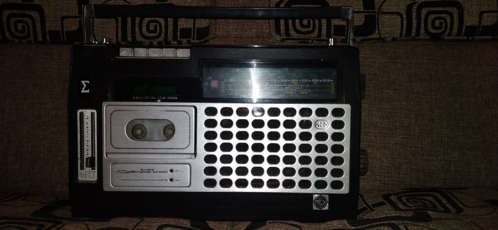 Магнитофоны СССР и Панасоник Смотрите 7 фото Читайте описании