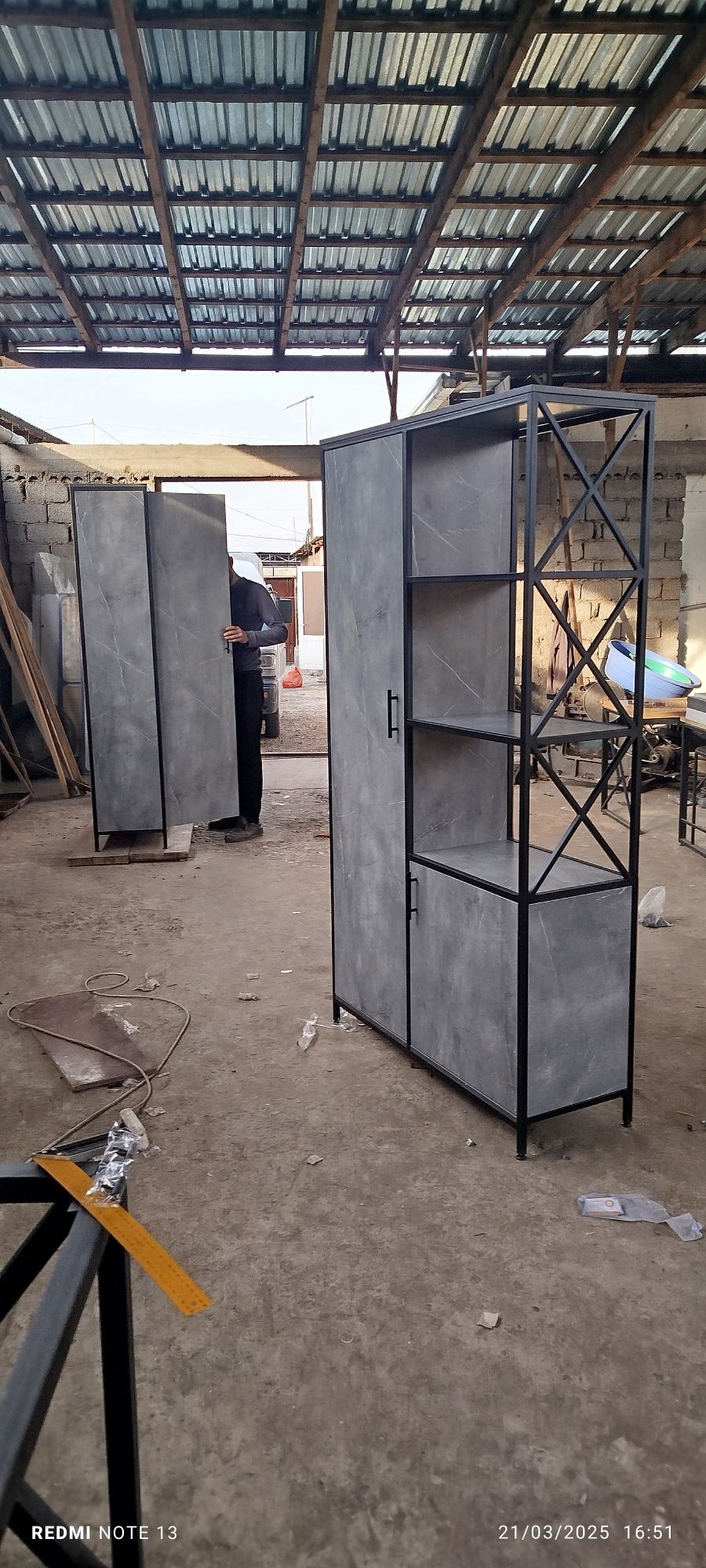 Loft shikaft va stilajlar