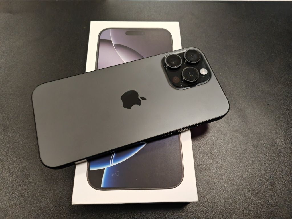 Нов IPhone 16 Pro Max 256 GB Black Гаранция