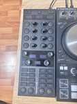 Traktor Kontrol s4 mk3