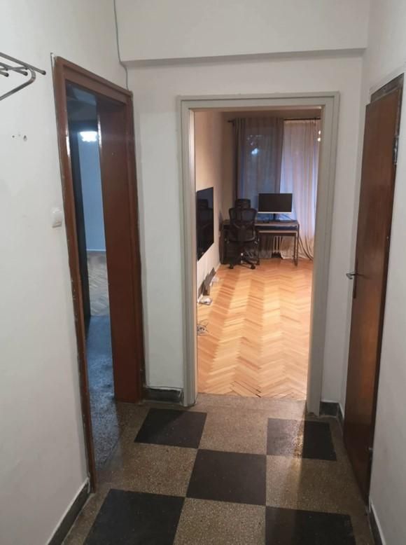 Продава се Тристаен апартамент в София, Редута - 93 кв.м за 3538 €/кв.м - Снимка #9