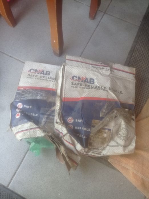 Продам два тормозных диска от Ауди 80 ,100 ... 1.6/2.3