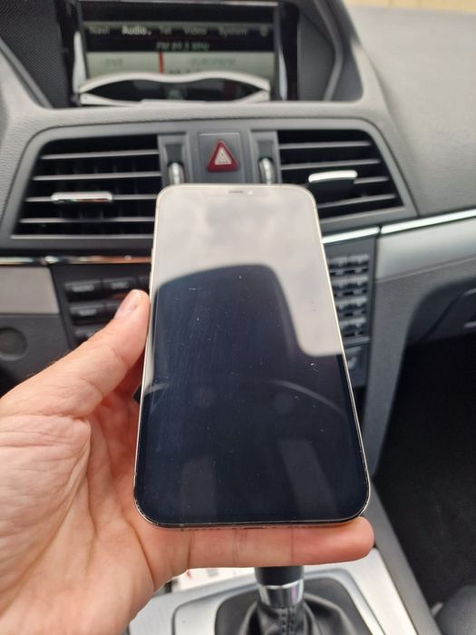 Vand IPHONE 13 PRO MAX 512GB impecabil full box , folie pe ecran