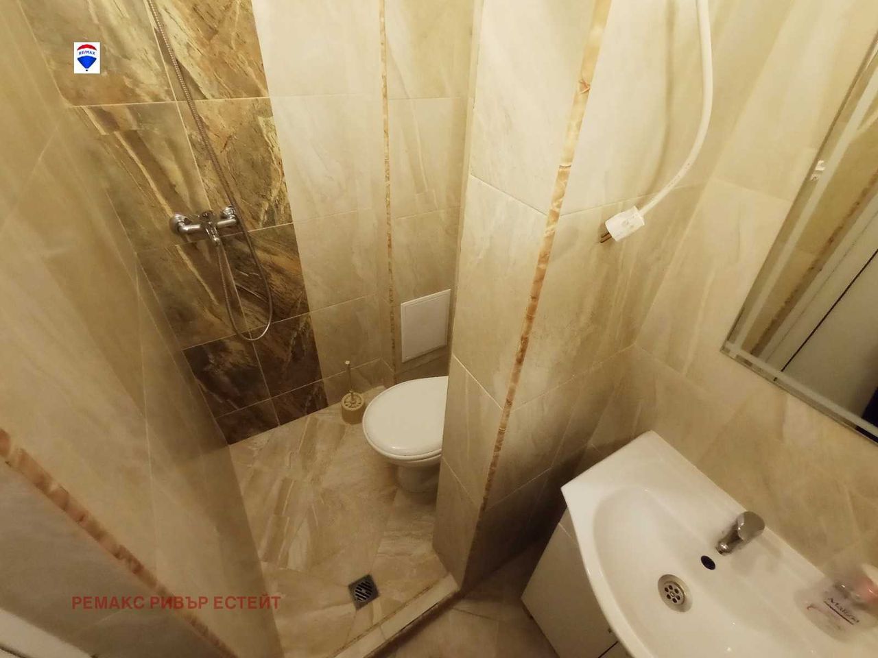Продава се Едностаен апартамент в Русе, Здравец Север 1 - 34 кв.м за 1468 €/кв.м - Снимка #9