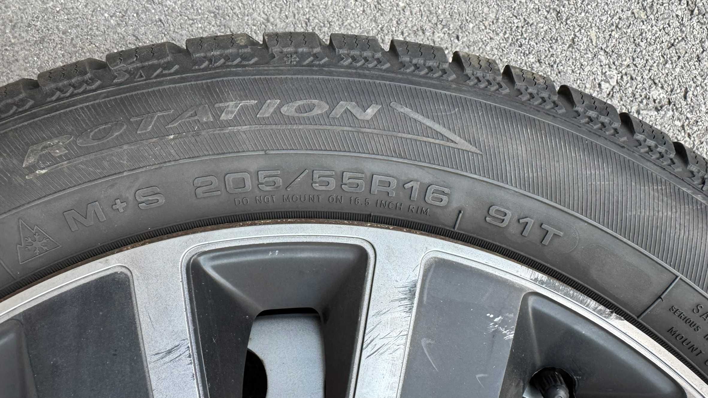 Зимни гуми с метални джанти 205/55/16 TPMS