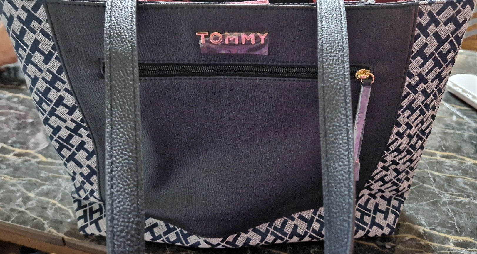 Дамска оригинална чанта Tommy Hilfiger