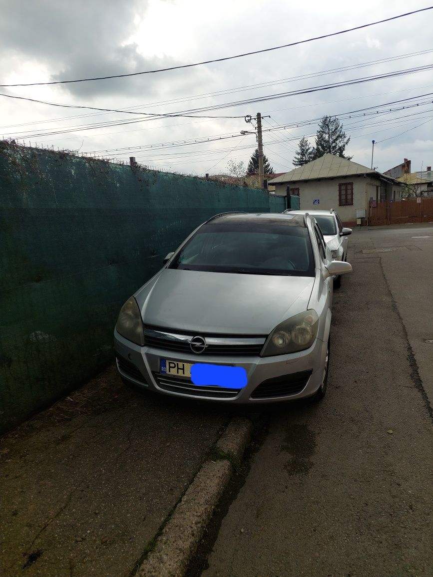 Opel astra h wagon unic propietar si Toyota corola verso