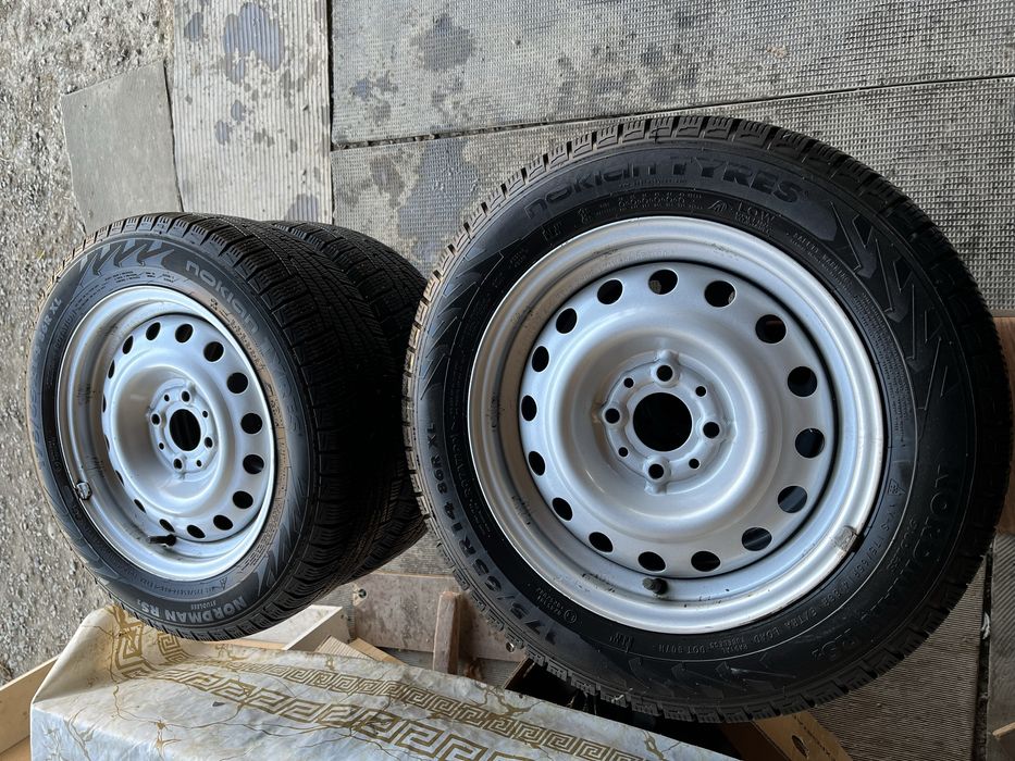 Продам зимние резины