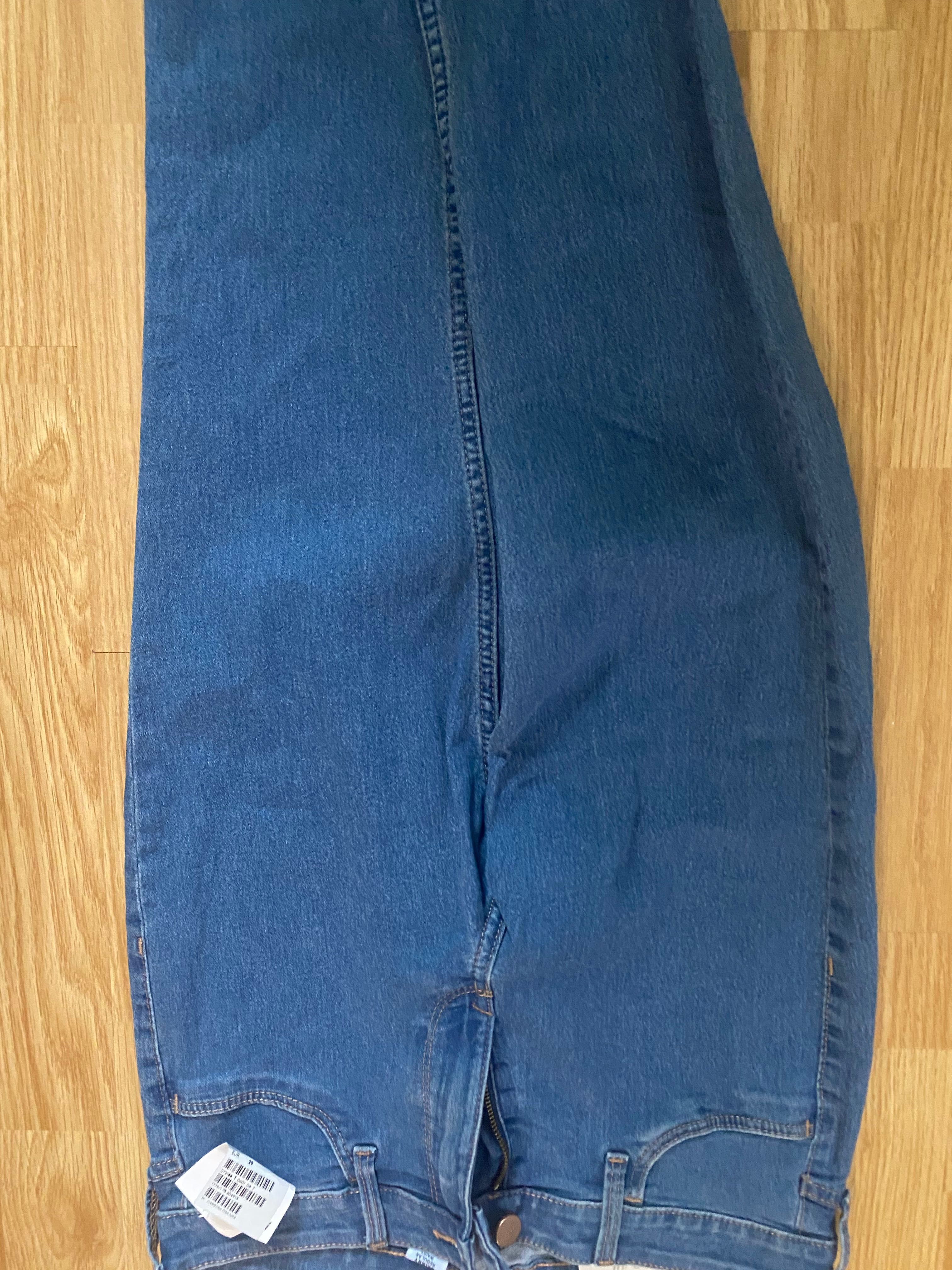 Blugi skinny noi