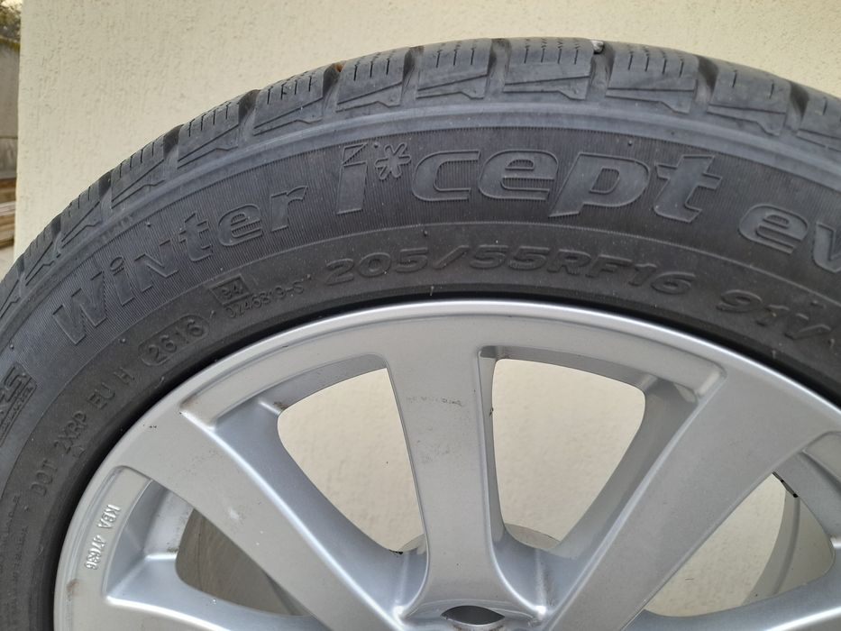 Jante BMW  , Hankook 205/55 R 16 , ET31
5×120 , preț 1250 RON