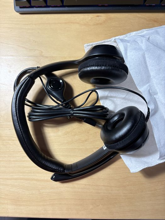 Vand casti office Logitech H390 nou noute