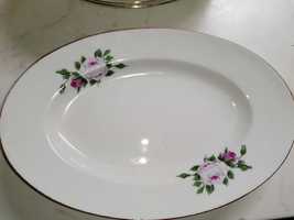 2 бр продълговати чинии с цветя български порцелан