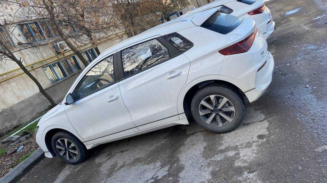 BYD e2 elekromobil