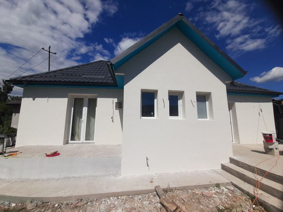 Bună ziua,Menajere
Caut o persoană nouă pentru curățenie aici, în Bobâ