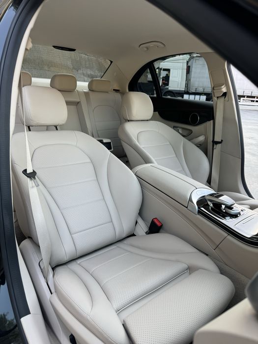 Mercedes-Benz  C Class AMG  9-GTronic