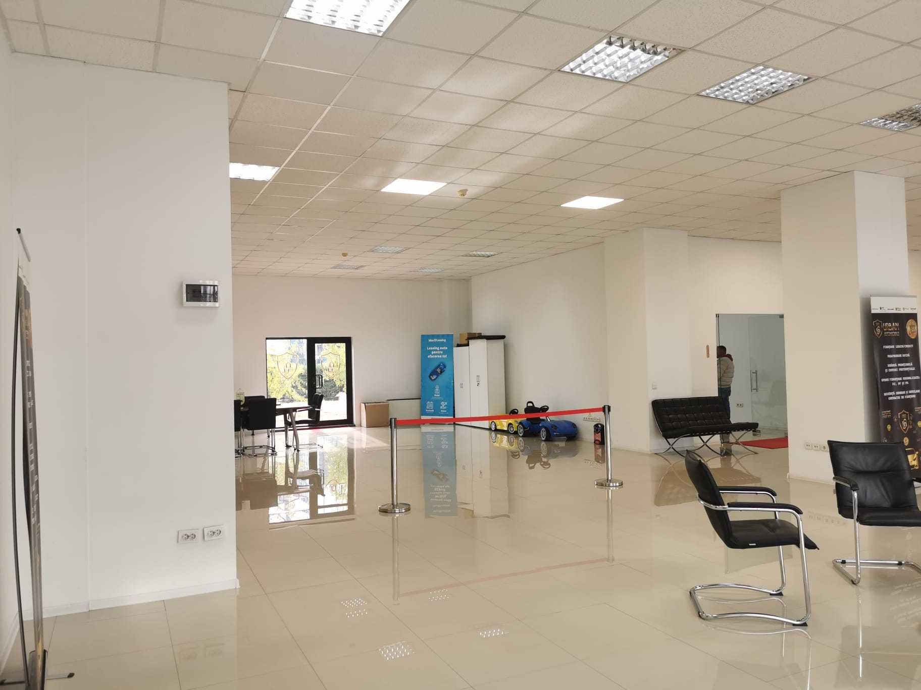 Spaţiu comercial Otopeni de inchiriat  240 mp,  Cladirea Airport Plaza