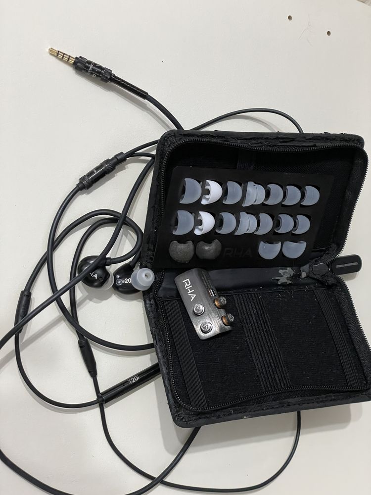 Casti in ear RHA T20i